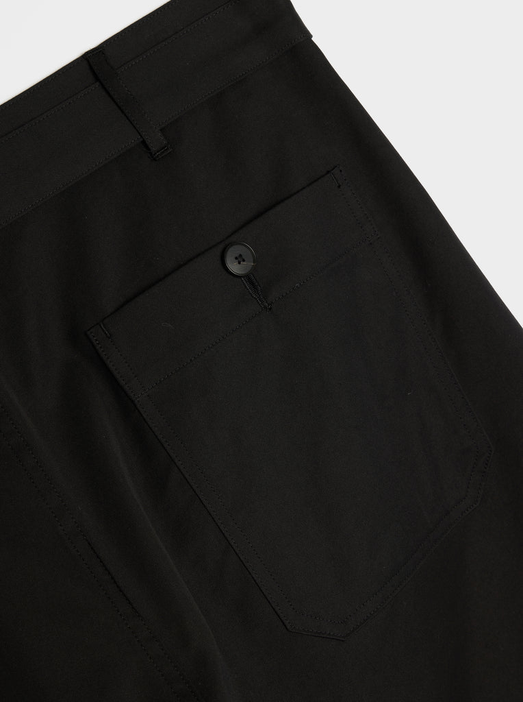 Auralee Washed Finx Silk Chambray Belted Pants in Black