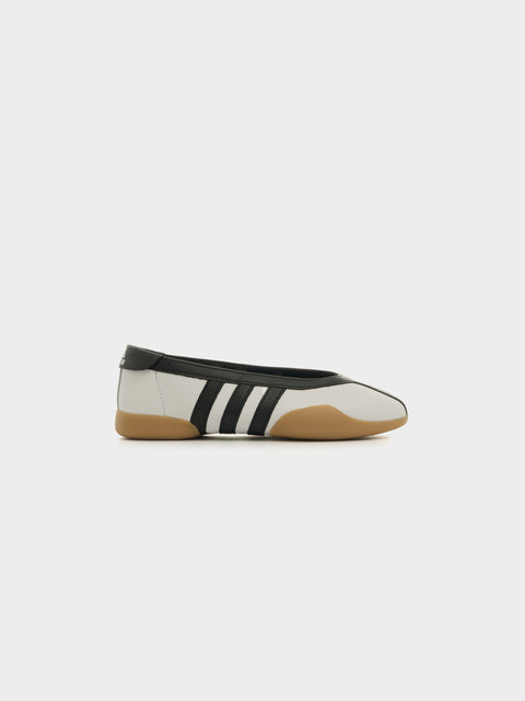 W Taekwondo Mei Ballet, FTW White / Core Black