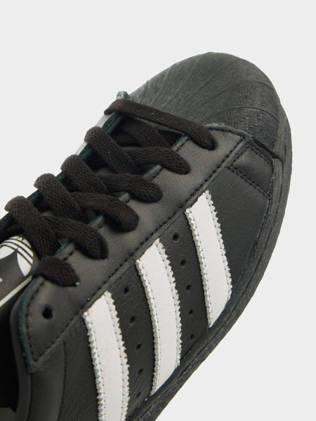 Superstar 82, Black / White