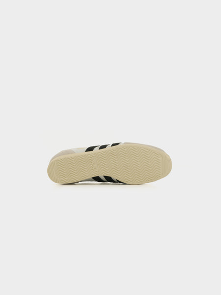 Japan W, White / Core Black