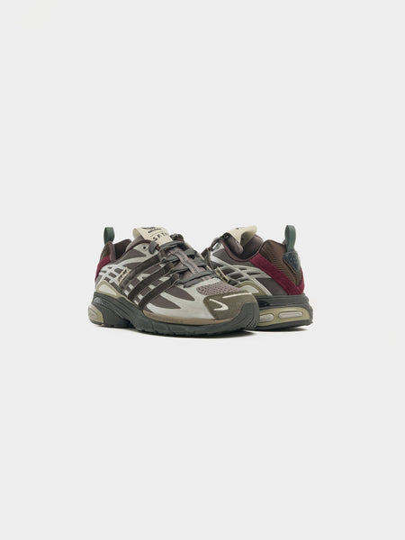 adidas x SFTM Adistar Cushion, Taupe Met / Granite