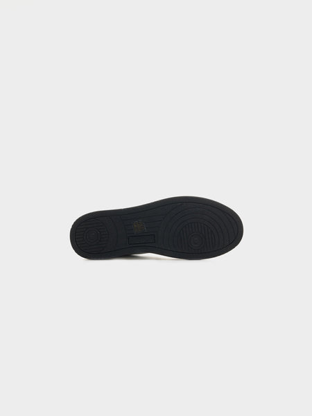 M Medalist, White / Black
