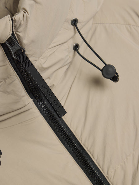 M Crofton Puffer Matte - BD, Limestone