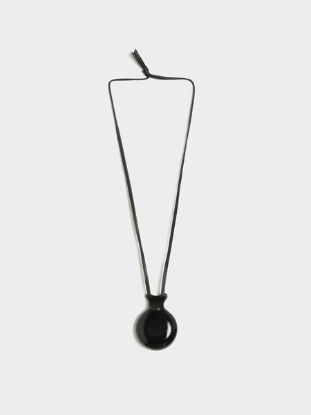 Castanet, Black