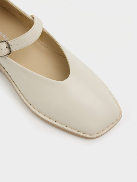 W Ballerina Shoes, White