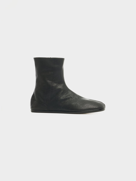 Tabi Ankle Flat Boots, Black