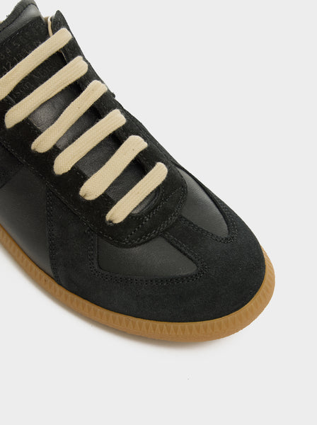 W Replica Low C, Black / Gum