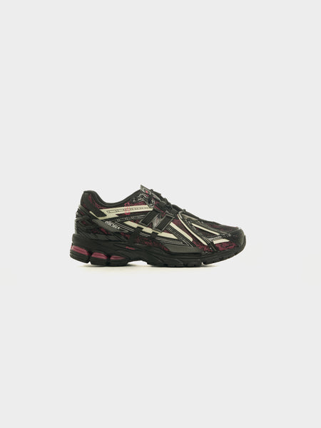 U1906AD, Black / Dragon Berry