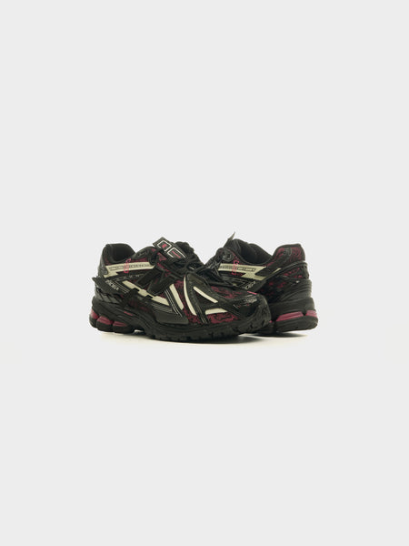 U1906AD, Black / Dragon Berry