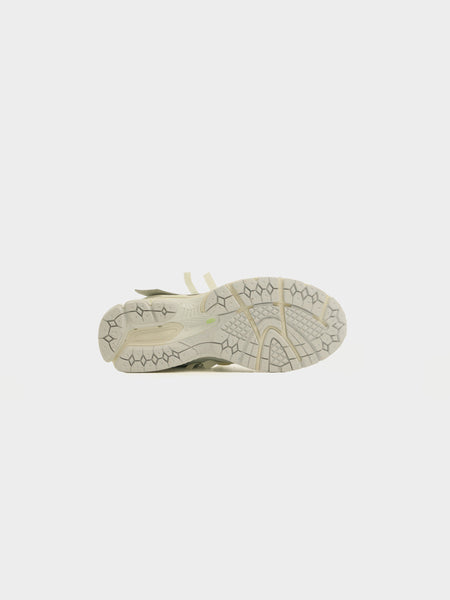 U1906AE, White / Mint Flash