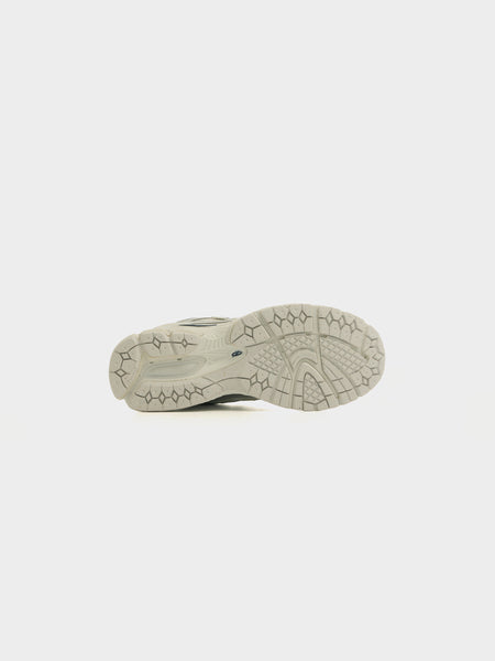 U1906RCM, White / NB Navy