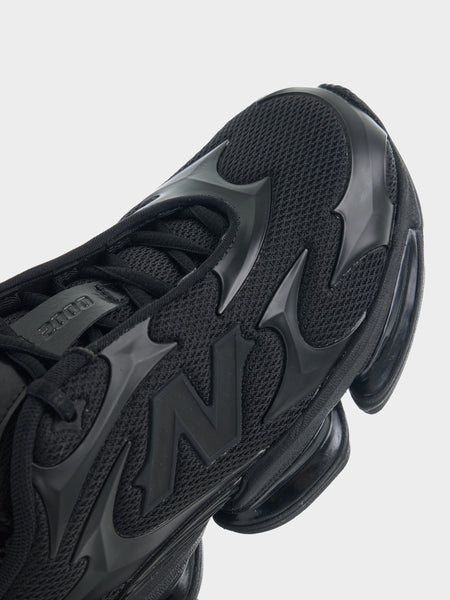 U200078C, Black Metallic / Black