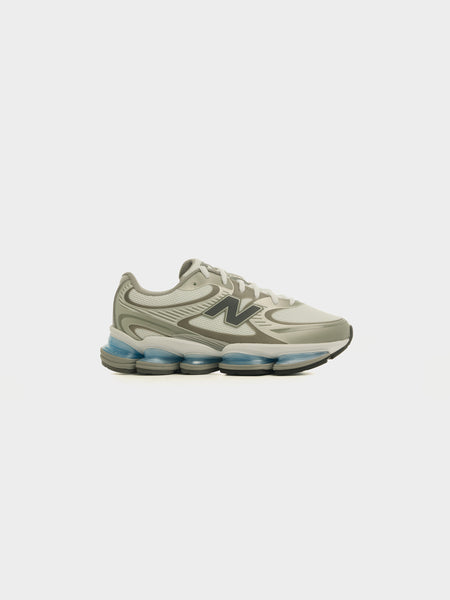 U2000AA, White / Silver Metallic