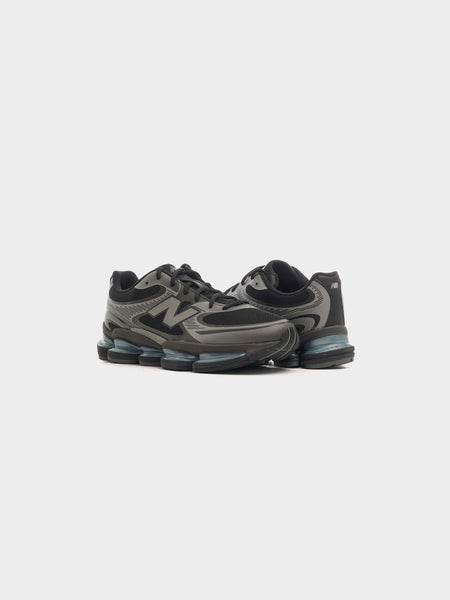 U2000EA, Black / Dark Silver Metallic
