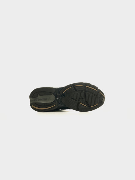 U2010TTB, Black / Black Cement