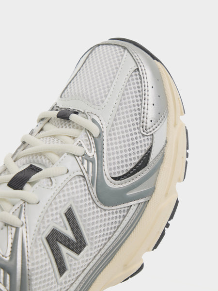 U530ESA, Silver Metallic / Black Cement