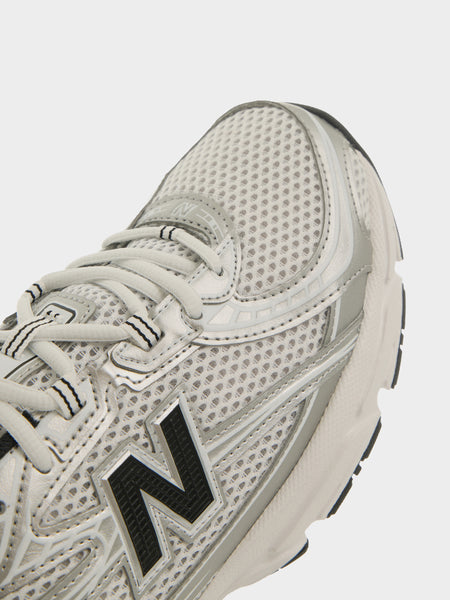 U740NW2, White / Silver Metallic