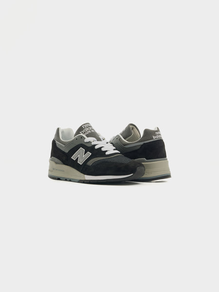 U997BK, Black / Black