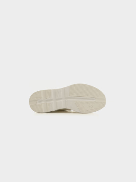 M Cloudzone, White / White