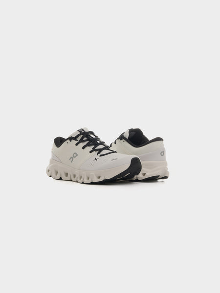 M Cloud X 5, White / Black