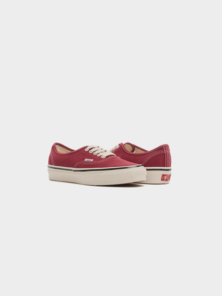 U LX Authentic 44, Duck Canvas Bordeaux