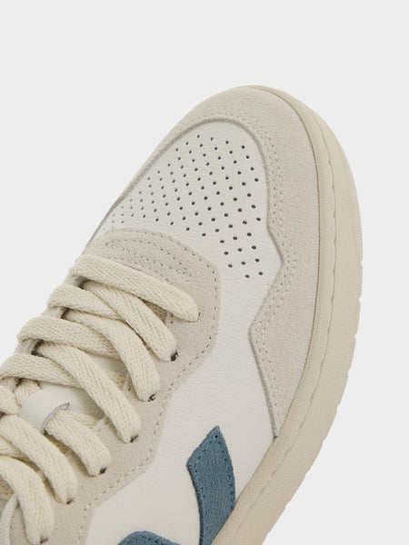 V-90, Extra White / California