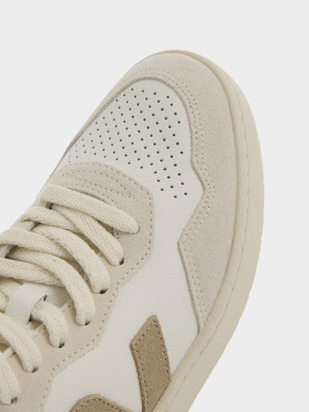 V-90, White / Taupe
