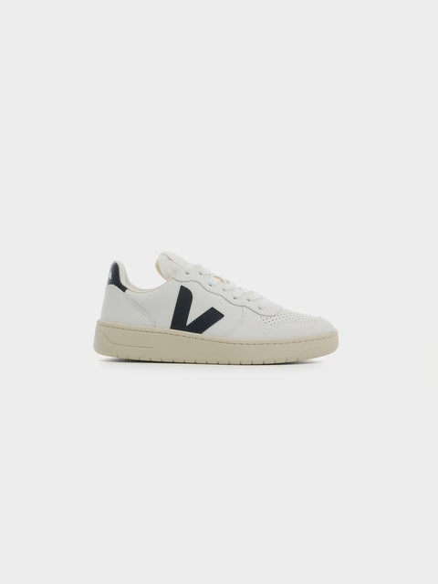 V-10, Extra White / Black