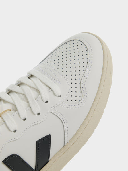 V-10, Extra White / Black