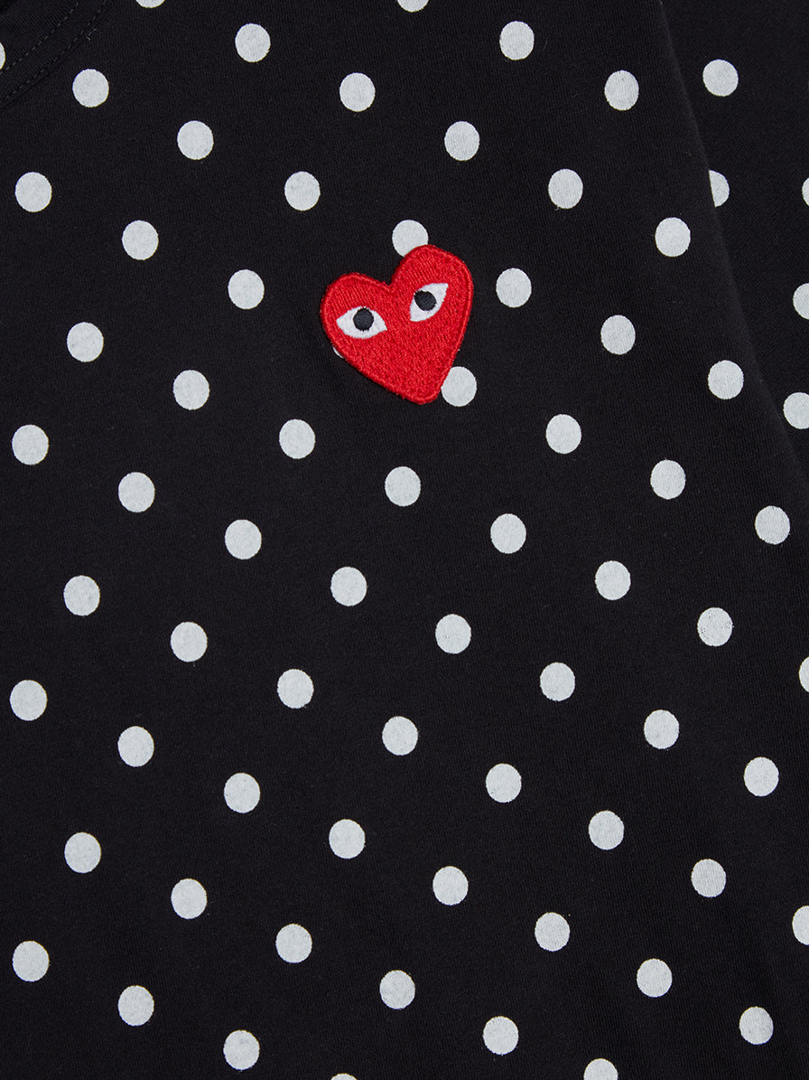 Men Red Heart Play Polka Dot T-Shirt | Comme des Garcons PLAY | – 7017 REIGN