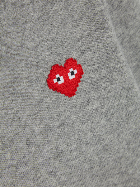 Women Red Heart V-Neck Pullover, Light Grey