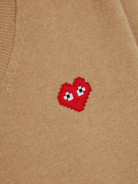 Men Red Heart V-Neck Pullover, Camel