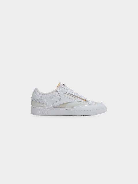 W Maison Margiela X Reebok Club, White