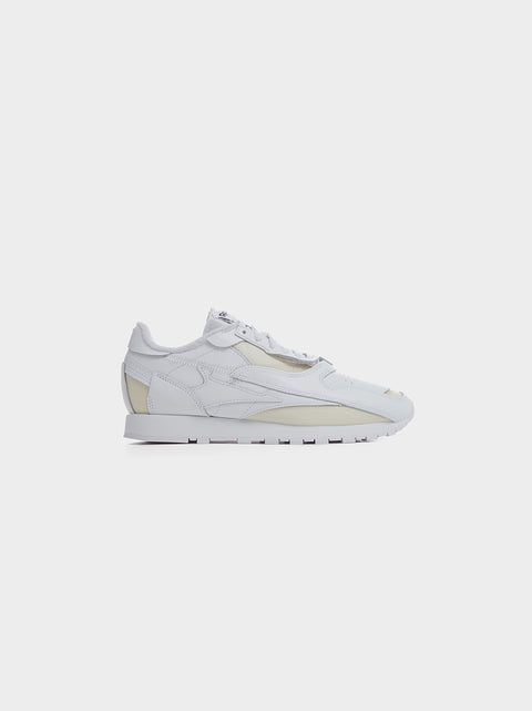 W Maison Margiela X Reebok Classic, White